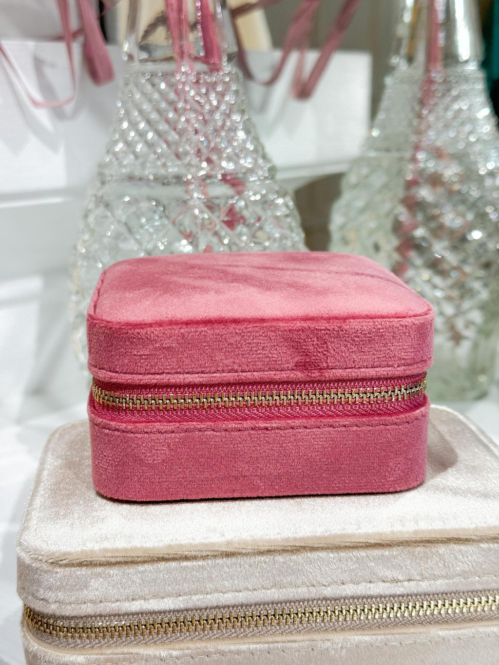 Rose Velvet Travel Jewelry Case