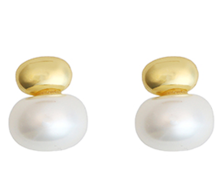 Pearl & Bean Shape Earrings